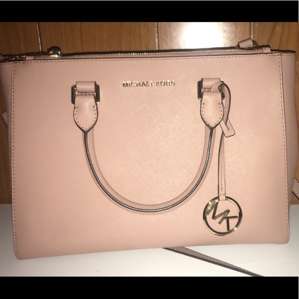 Michael Kors crossbody